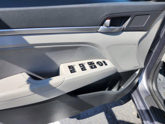 Photo of 2019 Machine Gray Hyundai ELANTRA
