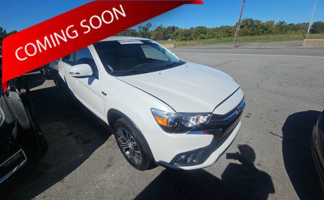 Photo of 2019 Pearl White Mitsubishi Outlander Sport