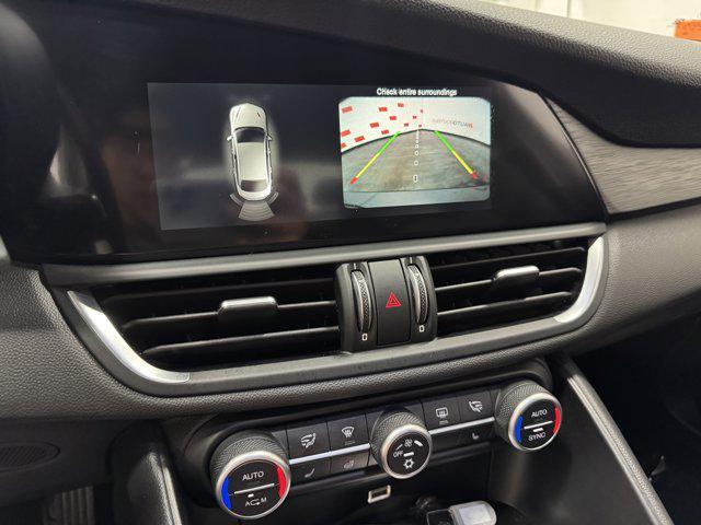 Photo of 2017 Vesuvio Gray Metallic Alfa Romeo Giulia