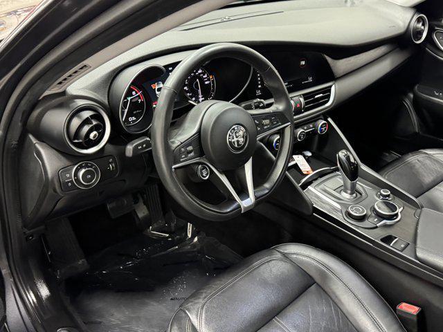 Photo of 2017 Vesuvio Gray Metallic Alfa Romeo Giulia