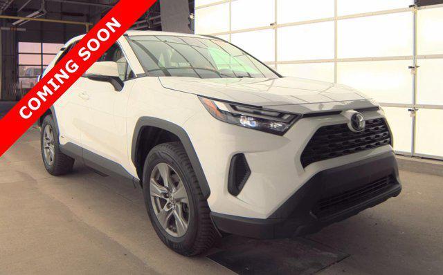 Photo of 2023 Ice Cap Toyota RAV4 Hybrid