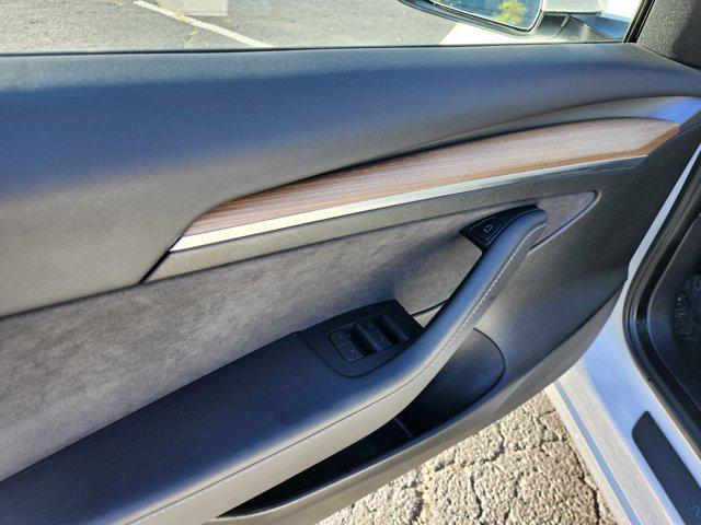Photo of 2023 Pearl White Multi-Coat Tesla Model 3