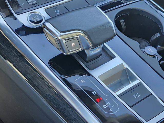 Photo of 2021 Carrara White Audi Q7
