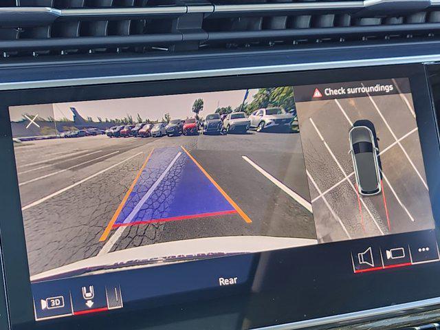 Photo of 2021 Carrara White Audi Q7