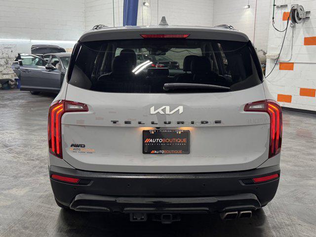 Photo of 2022 Wolf Gray Kia Telluride
