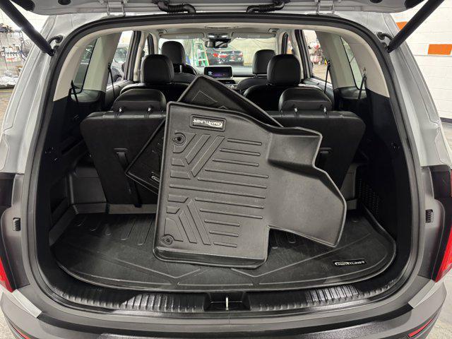 Photo of 2022 Wolf Gray Kia Telluride