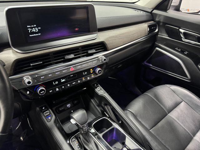 Photo of 2022 Wolf Gray Kia Telluride