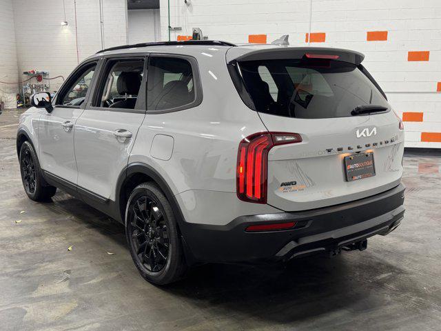 Photo of 2022 Wolf Gray Kia Telluride