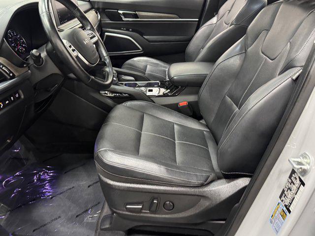 Photo of 2022 Wolf Gray Kia Telluride