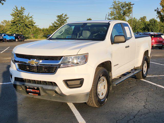 Photo of 2018 Summit White Chevrolet Colorado