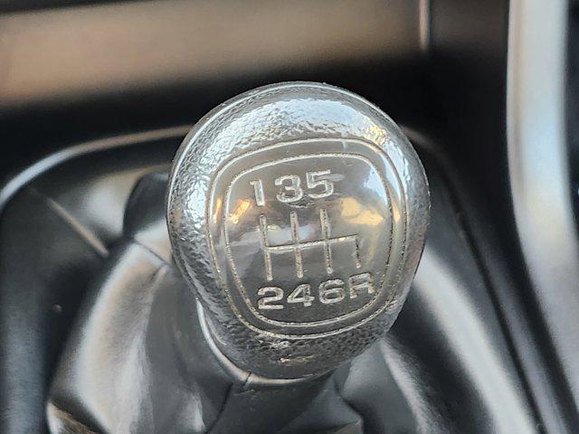 Photo of 2018 Summit White Chevrolet Colorado