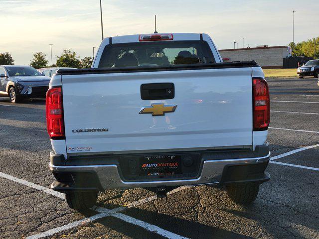 Photo of 2018 Summit White Chevrolet Colorado
