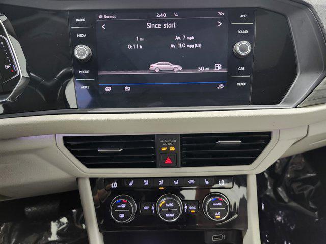 Photo of 2019 Blue Silk Metallic Volkswagen Jetta