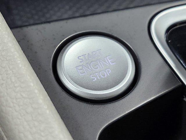 Photo of 2019 Blue Silk Metallic Volkswagen Jetta