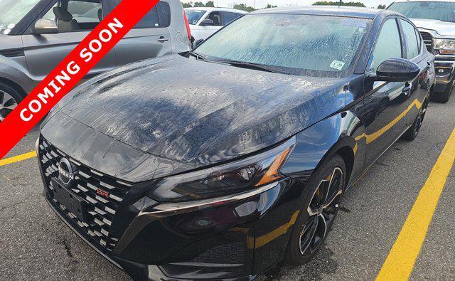 Photo of 2024 Super Black Nissan Altima