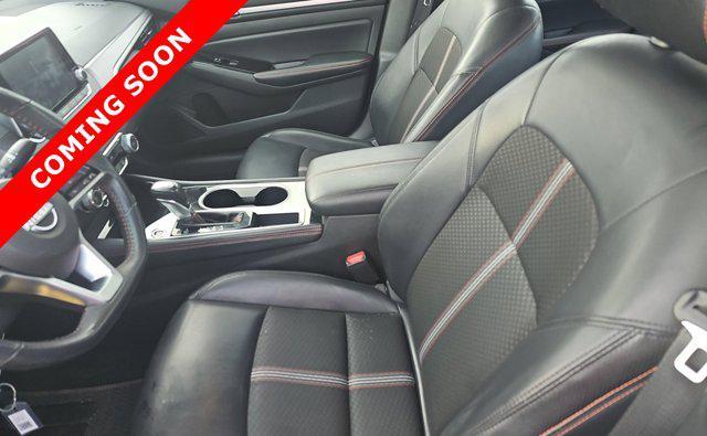 Photo of 2024 Super Black Nissan Altima