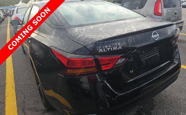 Photo of 2024 Super Black Nissan Altima
