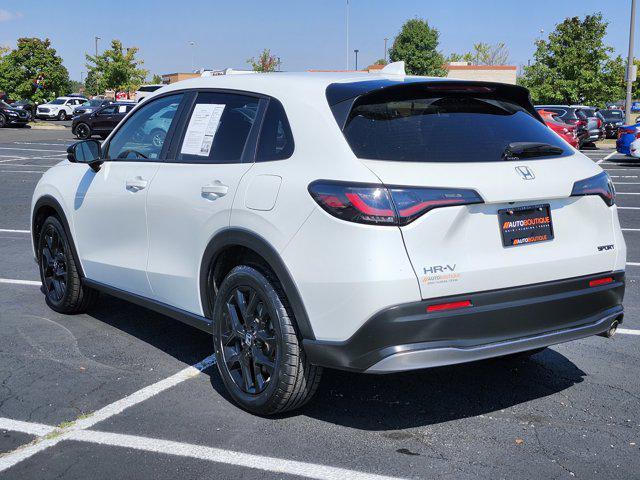 Photo of 2023 Crystal Black Pearl Honda HR-V
