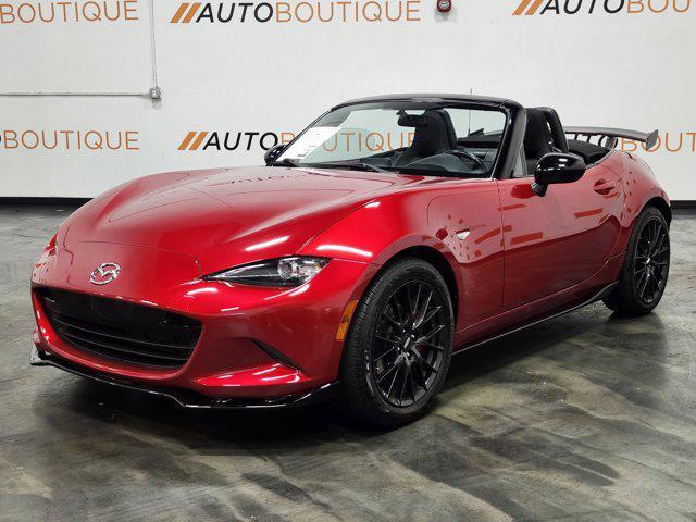 Photo of 2016 Soul Red Metallic Mazda MX-5 Miata