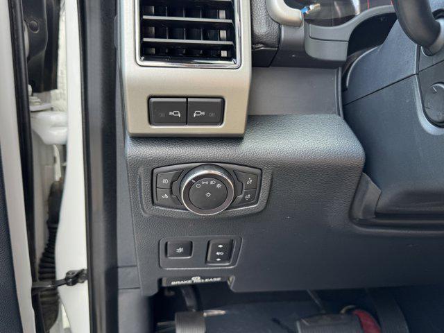 Photo of 2022 White Ford F-250