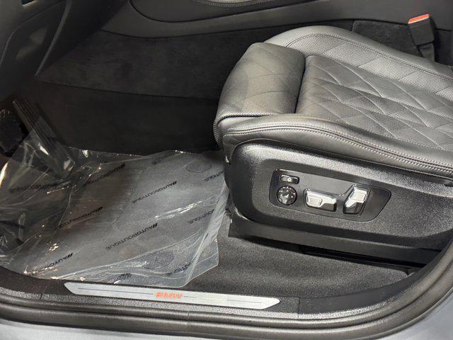 Photo of 2025 Gray BMW X5