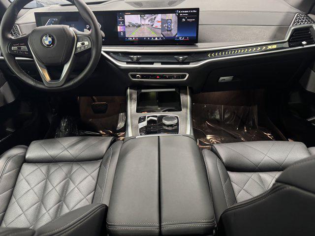 Photo of 2025 Gray BMW X5