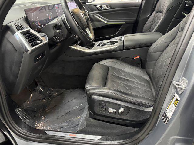 Photo of 2025 Gray BMW X5