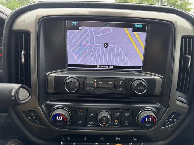 Photo of 2017 Iridescent Pearl Tricoat Chevrolet Silverado 1500