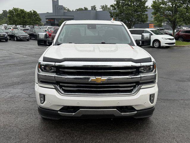 Photo of 2017 Iridescent Pearl Tricoat Chevrolet Silverado 1500