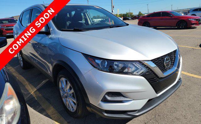 Photo of 2021 Brilliant Silver Metallic Nissan Rogue Sport