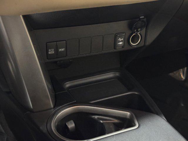 Photo of 2018 Ruby Flare Pearl Toyota RAV4