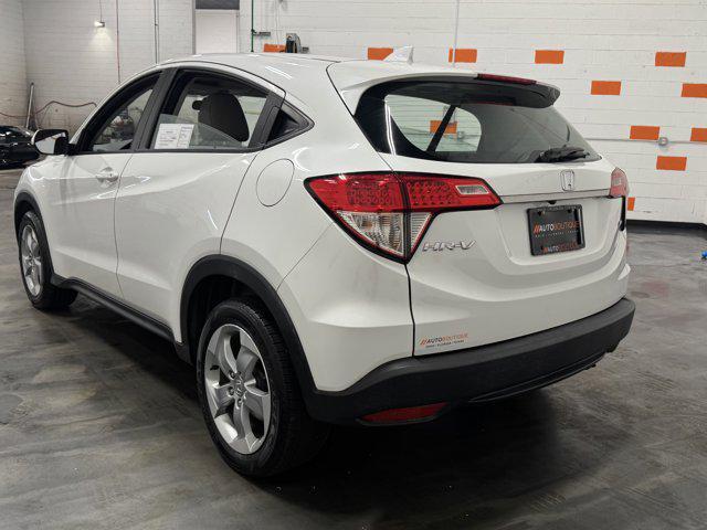 Photo of 2019 Platinum White Pearl Honda HR-V