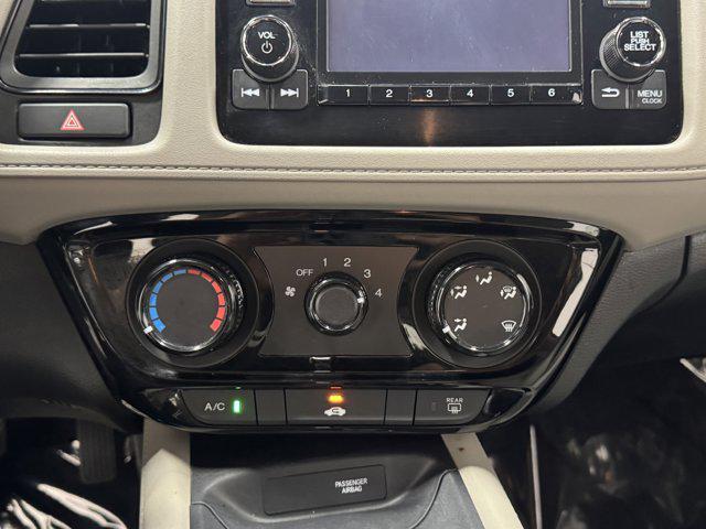 Photo of 2019 Platinum White Pearl Honda HR-V