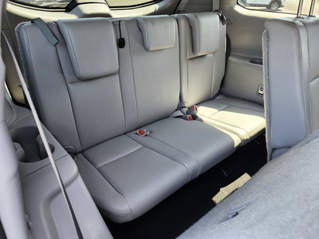 Photo of 2019 Shoreline Blue Pearl Toyota Highlander