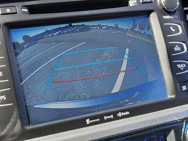 Photo of 2019 Shoreline Blue Pearl Toyota Highlander