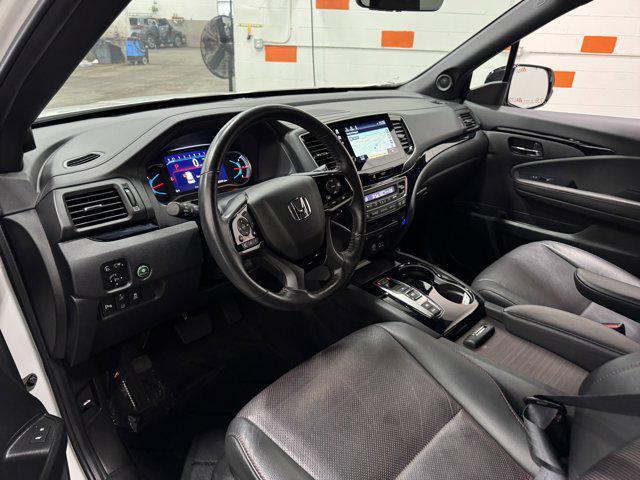 Photo of 2022 Platinum White Pearl Honda Pilot