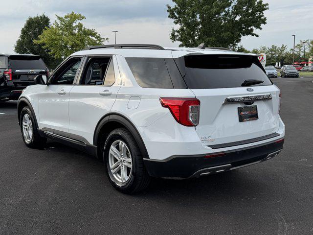Photo of 2024 White Ford Explorer