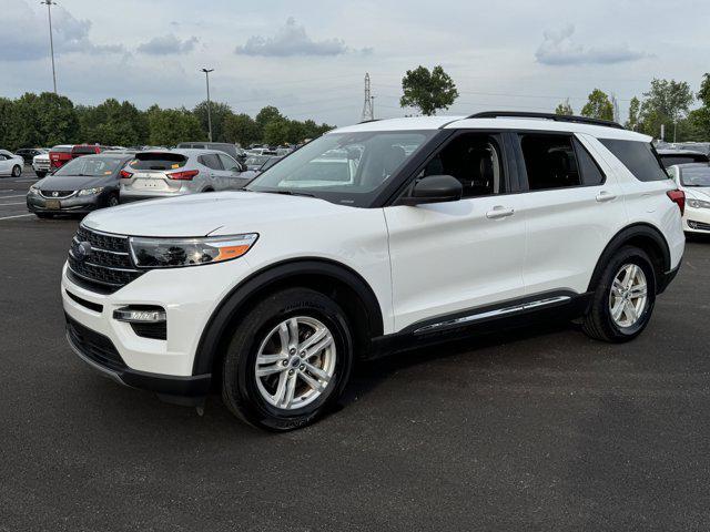 Photo of 2024 White Ford Explorer