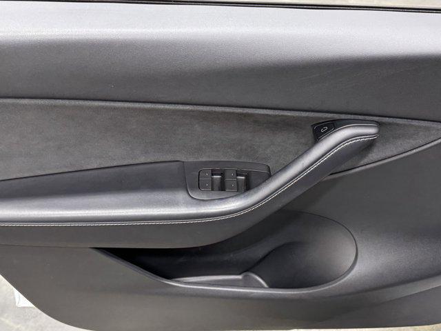 Photo of 2021 Pearl White Multi-Coat Tesla Model Y