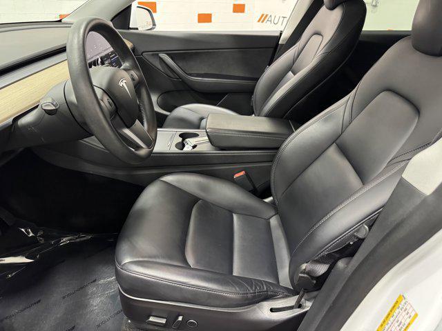 Photo of 2021 Pearl White Multi-Coat Tesla Model Y