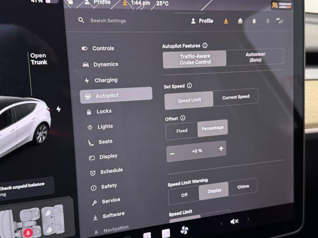 Photo of 2021 Pearl White Multi-Coat Tesla Model Y