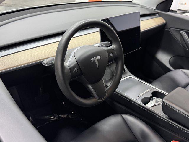 Photo of 2021 Pearl White Multi-Coat Tesla Model Y