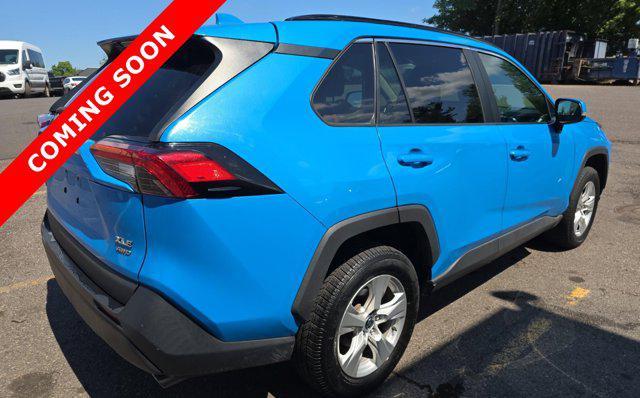 Photo of 2021 Blue Toyota RAV4
