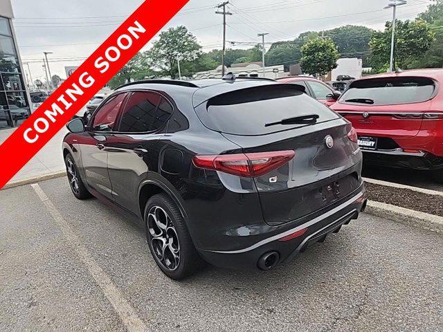 Photo of 2023 Vulcano Black Metallic Alfa Romeo Stelvio