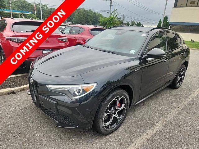 Photo of 2023 Vulcano Black Metallic Alfa Romeo Stelvio
