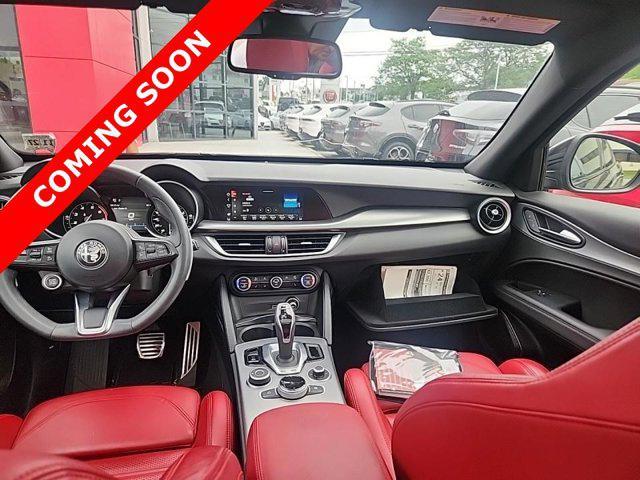Photo of 2023 Vulcano Black Metallic Alfa Romeo Stelvio