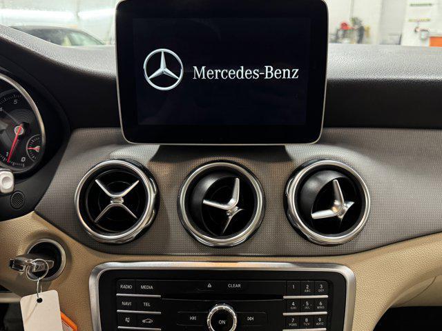 Photo of 2020 Gray Mercedes-Benz GLA 250