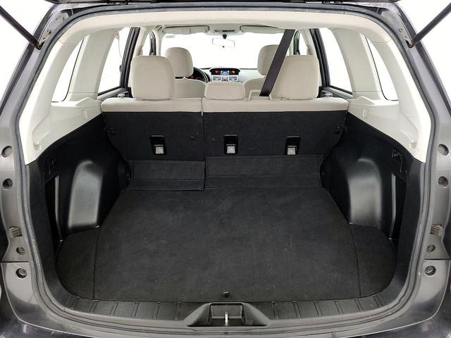 Photo of 2016 Gray Subaru Forester