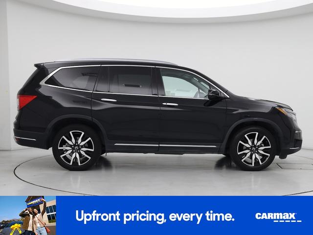 Photo of 2019 Black Honda Pilot