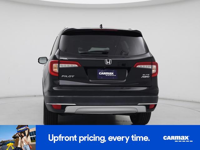 Photo of 2019 Black Honda Pilot